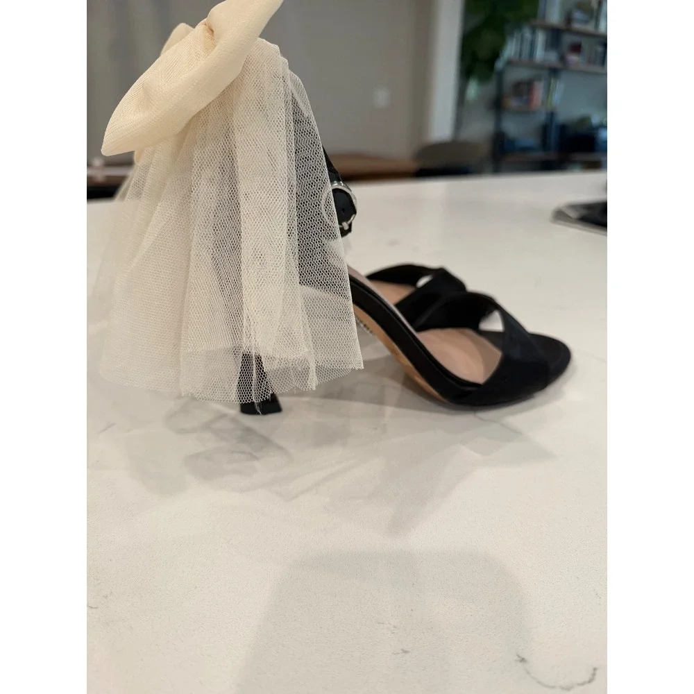 Born on Fifth for Antonio Melani Black Satin Bow Tulle Veil Heels 7.5M 4